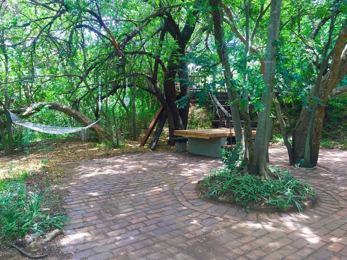 Iris Retreat & Island Day Spa Hartbeespoort Bagian luar foto